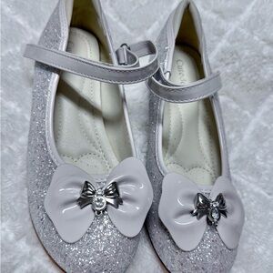 Cutedog Girls Size 3 Sparkle Dress Shoes Cream Iridescent Glitter Mary Jane